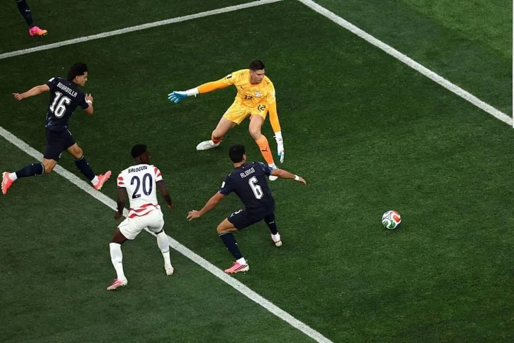OK9: Mỹ mở màn World Cup 2026 với bàn phản lưới nhà 1 OK9: Mỹ mở màn World Cup 2026 với bàn phản lưới nhà